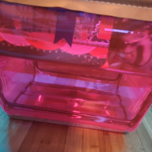 Vs pink displays - Picture 5 of 7